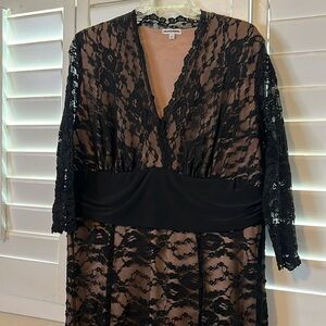 Screen Siren Lace Evening Gown 2X (18-20)